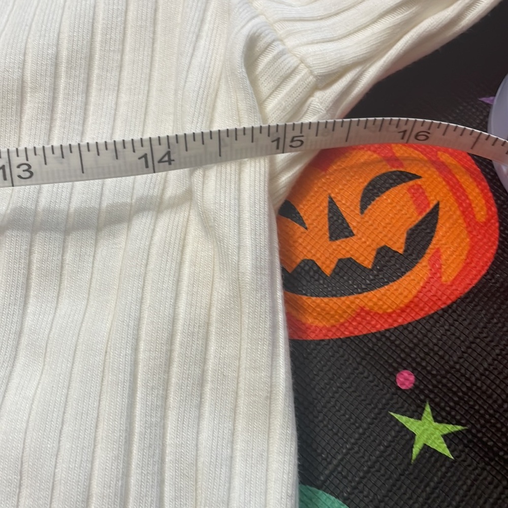Old Navy Slim Ribbed Button Down Top - Picture 3 of 7